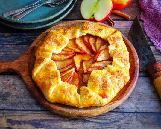 Apple Galette With Caramel Sauce